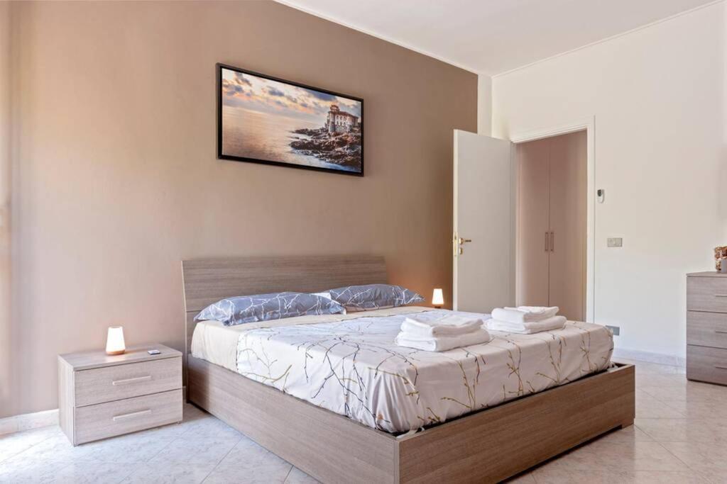Free Parking Appartamento 5 Stelle Elegante Con Suite Ливорно Экстерьер фото
